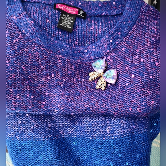 Iridescent Crystal Bowknot Brooch - Picture 9 of 15